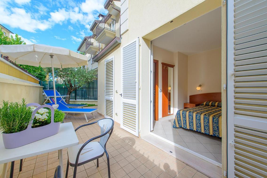 Residence Ducale Rimini Exterior photo